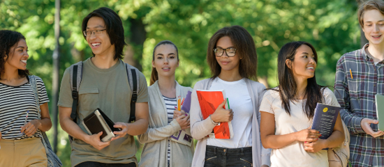 Les étudiants peuvent travailler 650 heures par an